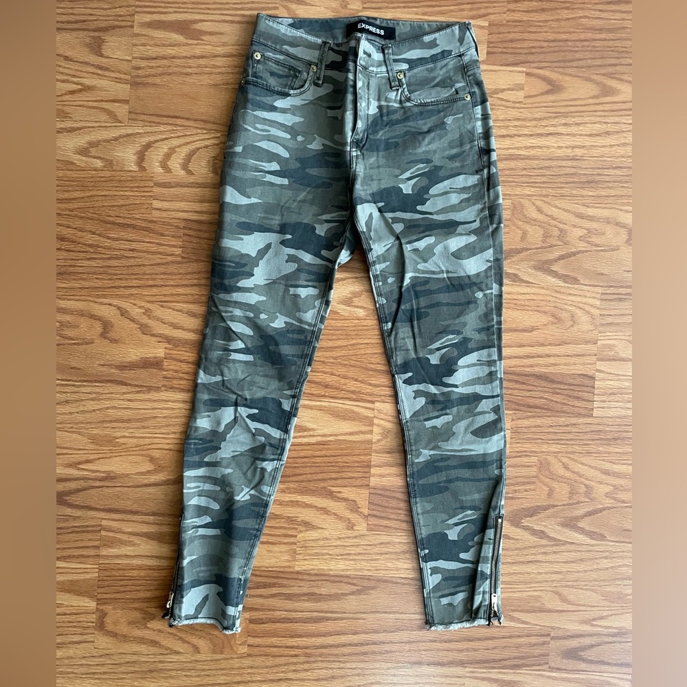 Camouflage EXPRESS Ankle Legging Size 2R